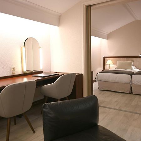 Hotel Le Rempart Tournus Kültér fotó