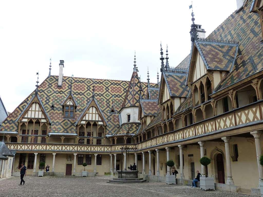 Hotel Le Rempart Tournus Kültér fotó